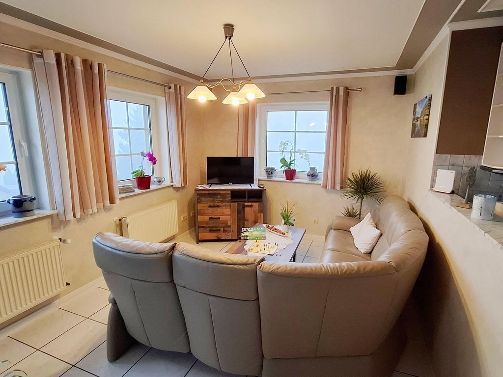 Vacation Apartment Sonnenaufgang - 4-bed Vacation Apartment Bathroom/wc, 2 Bedrooms - Vianden