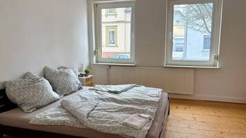 2 Schlafzimmer, Bügeleisen/Bügelbrett, kostenloses WLAN, Bettwäsche