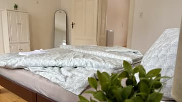 2 quartos, ferros/tábuas de passar roupa, Wi-Fi de cortesia