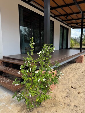Exterior detail - Marinthara Homestay (Khura Buri)