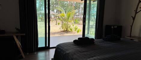 Habitació doble, vistes al mar | Cortines opaques i wifi gratuïta