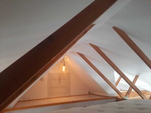 1 Schlafzimmer, Reisekinderbett, kostenloses WLAN, Bettwäsche