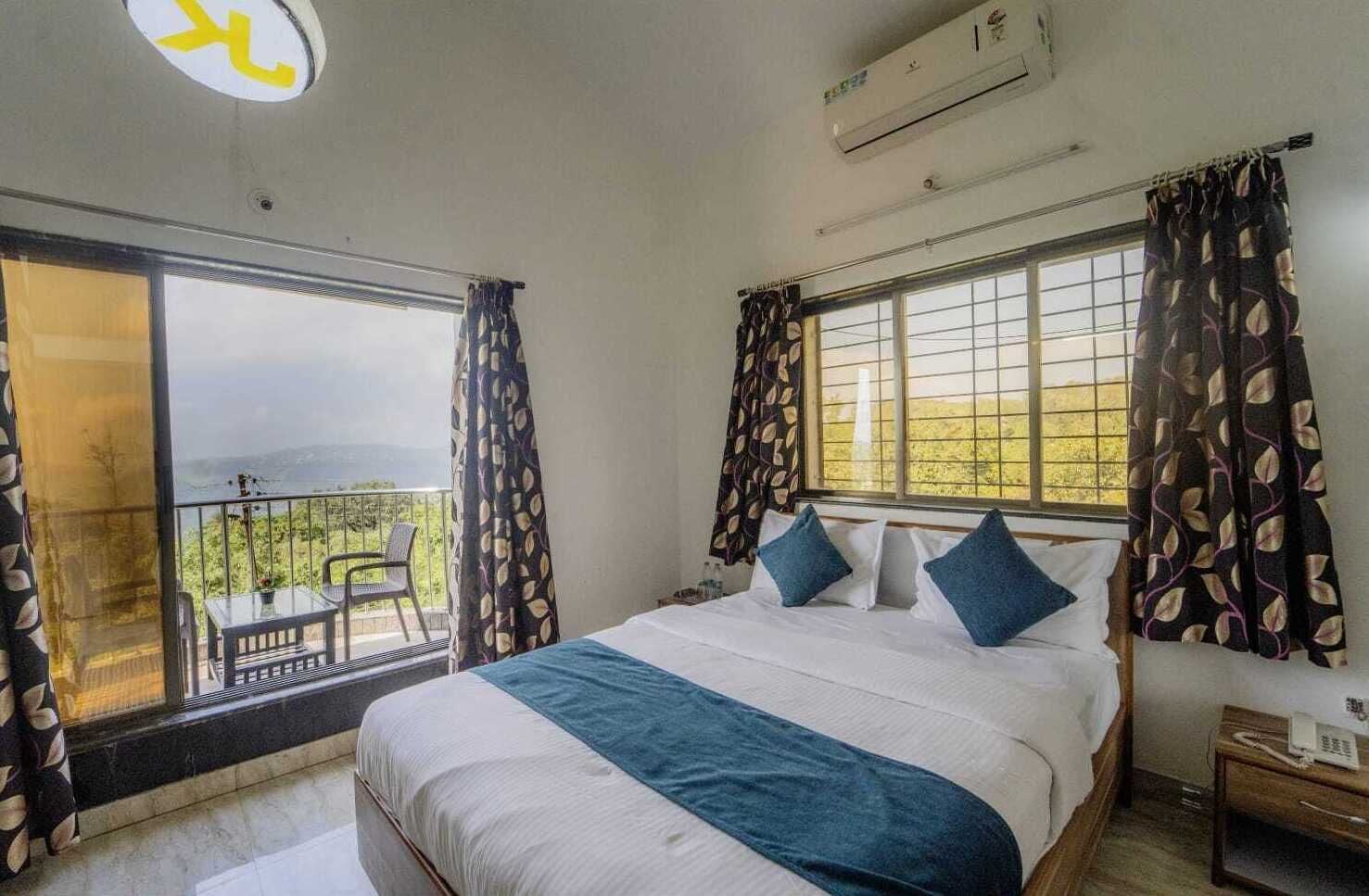 Valley View Room | Free WiFi