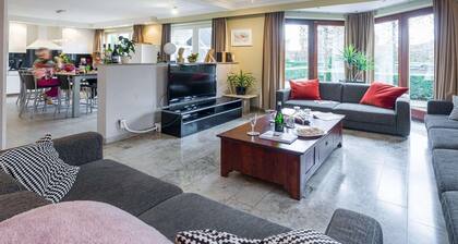 Charming Group Stay in Borgloon