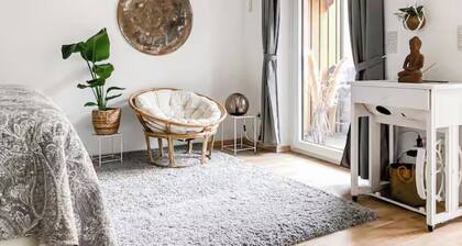 Quiet studio at â€ïž in the old town âïž near WĂŒrzburg Residence & Park âïž