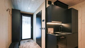 Habitación doble, vista al lago | Cocina privada