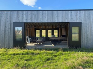 Outdoor dining - Sorla Camp (Rangarthing ytra)