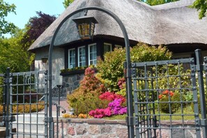 Property grounds - Rügen vacation near the beach - Landhaus Wilkens Bungalow Nordlicht - Country house (Baabe)