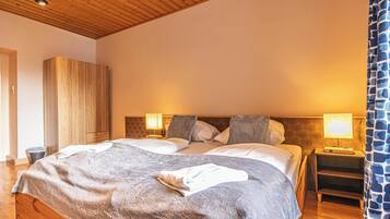 Apartament bàsic | Planxa i posts de planxar i wifi gratuïta