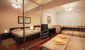 1 bedroom, iron/ironing board, Internet, bed sheets - Standard 1-bedroom apartment in Strong Center of Belgrade with Private Garage (Beograd)