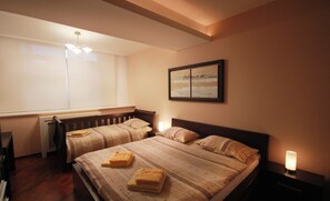 1 habitación, tabla de planchar con plancha, internet y ropa de cama 