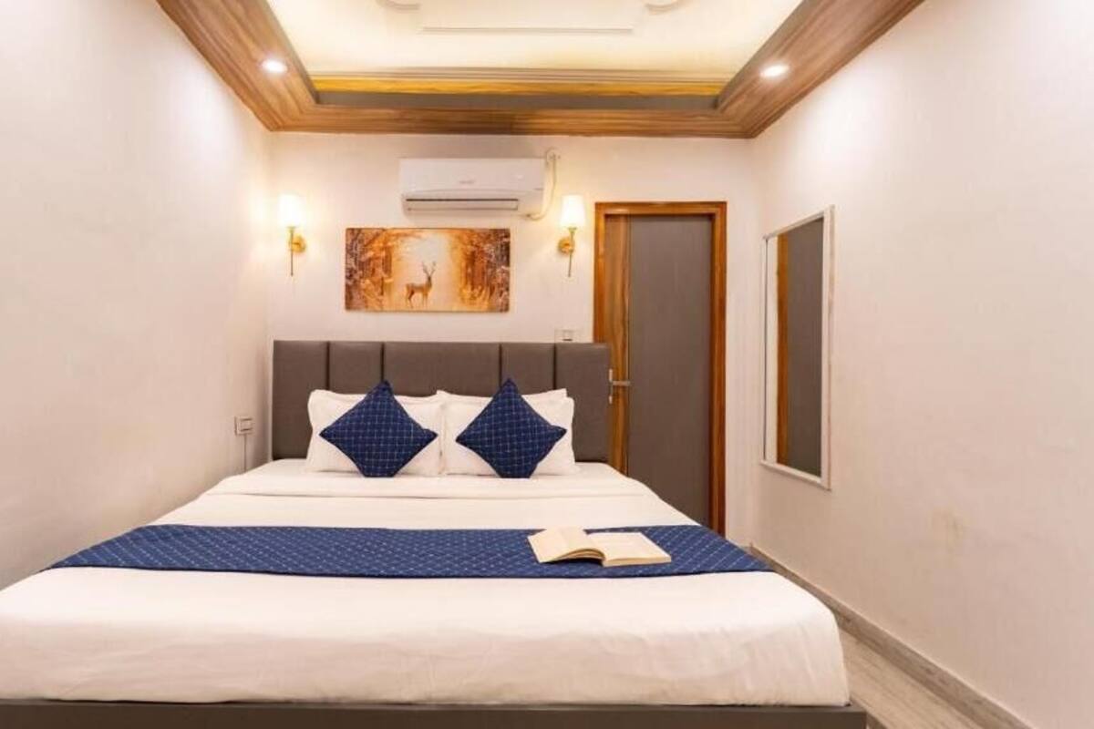 Standard Double Room | WiFi (free)