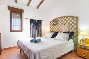 3 Schlafzimmer, Bügeleisen/Bügelbrett, WLAN, Bettwäsche