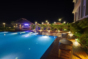Outdoor pool, open 7:00 AM to 8:00 PM, pool umbrellas, pool loungers - Amaari Beach Resort (Kanyakumari)