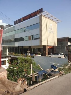 Miscellaneous - Hotel President Chintpurni (Chintpurni)