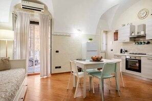 Interior - Your Refuge, Relaxation and Comfort in the Center (Catania)