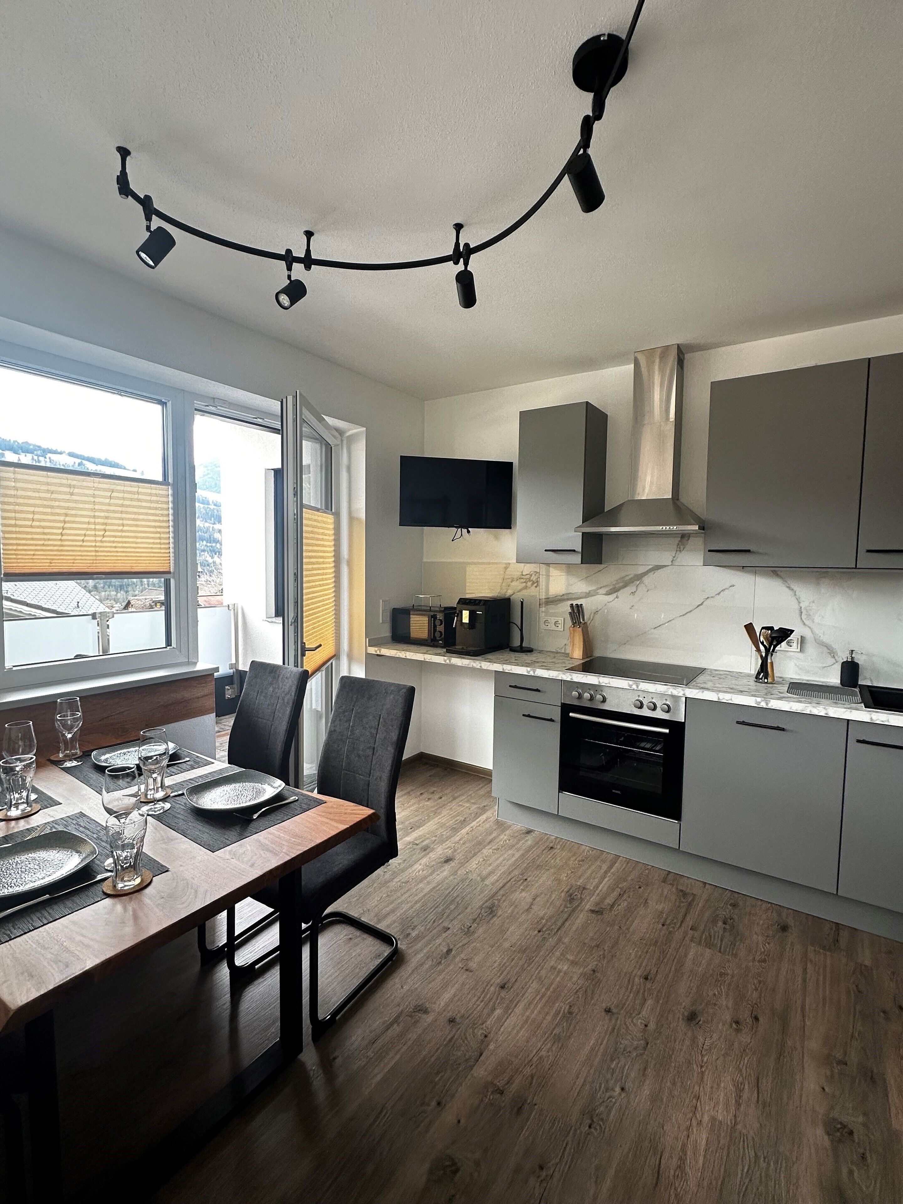 Comfort-Apartment, 2 Schlafzimmer, Bergblick | Eigene Küche | Wasserkocher mit Kaffee-/Teezubehör, Wasserkocher