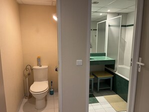 Hair dryer, towels - Cap Hermès, 4th floor with magnificent harbor view, sleeps 4, air conditioning, swimming pool, Wi-Fi, parking (Fréjus)