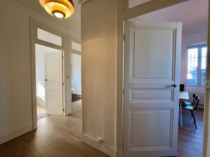 Interior - Chez MARIE - Central and Comfort (Valence)