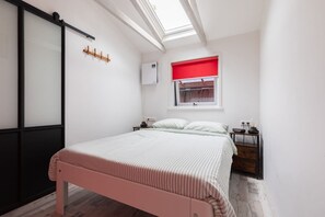 Bügeleisen/Bügelbrett, WLAN, Bettwäsche