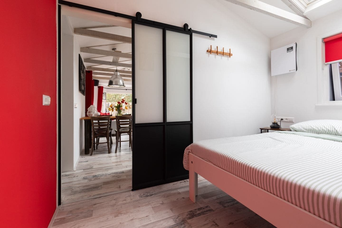 Bügeleisen/Bügelbrett, WLAN, Bettwäsche