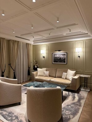 Living area - Grand Hotel Ampezzo (Cortina d'Ampezzo)