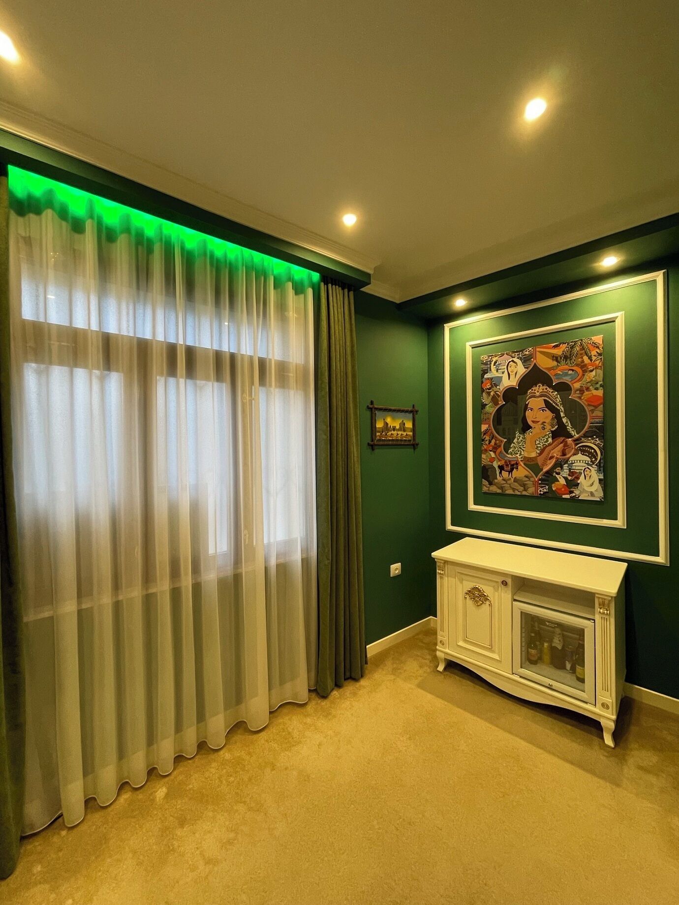 Economy Double Room, Courtyard View | Premium bedding, Select Comfort beds, minibar, in-room safe