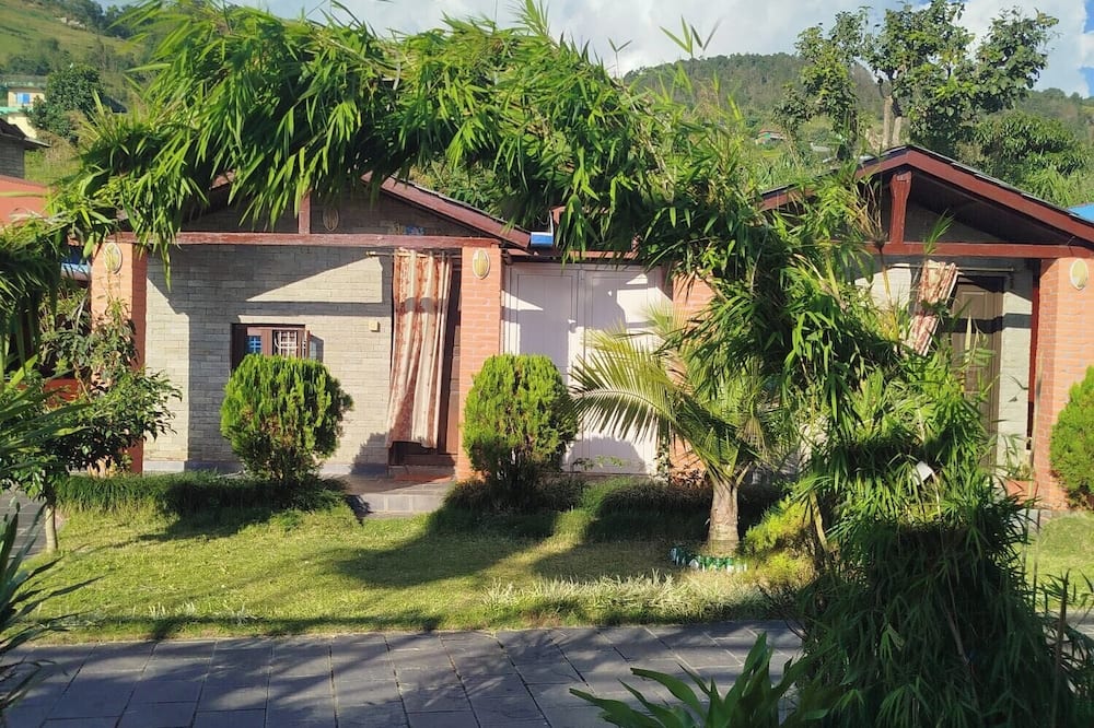 sarangkot retreat