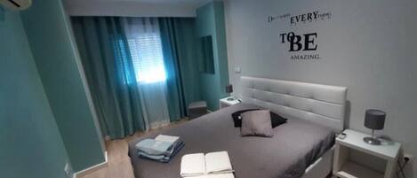 1 soverom, strykejern/-brett, wi-fi og sengetøy