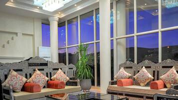 Quarto solteiro luxo, vista para a cidade | Wi-Fi de cortesia