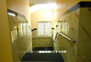 Lobby - Suba Lakshmi Guest House (Vanur)