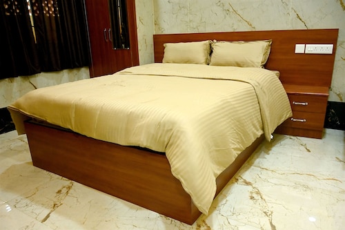 Suba Lakshmi Guest House