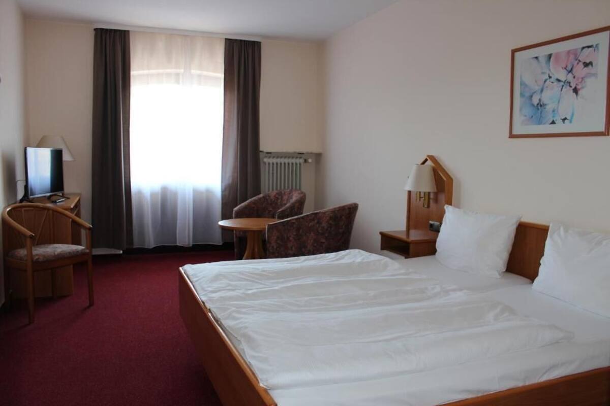 Double Room, Balcony, Resort View | Laptop workspace, free WiFi