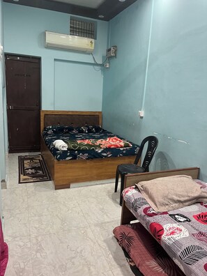 Comfort Double Room | Free WiFi