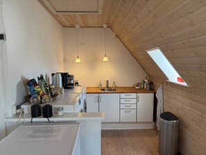 Appartamento, 3 camere da letto, fumatori, vista giardino | Cucina privata