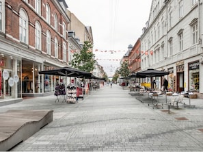 Apartment, 3 Bedrooms, Smoking, Garden View | Exterior - Esbjerg Penthouse - 3BR - City Views - Walk to Everything (Esbjerg)