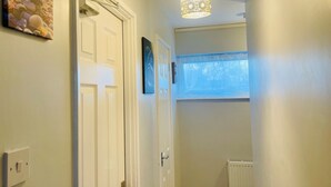 Interior - Corby- Split Level Apartment With 3 Bedrooms (Corby)