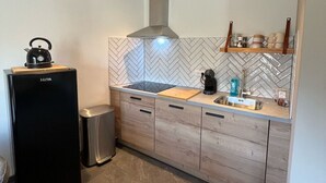 Private kitchen - Valley View Cottage 07.  4p-Courtyard Cottage near Valkenburg (Voerendaal)