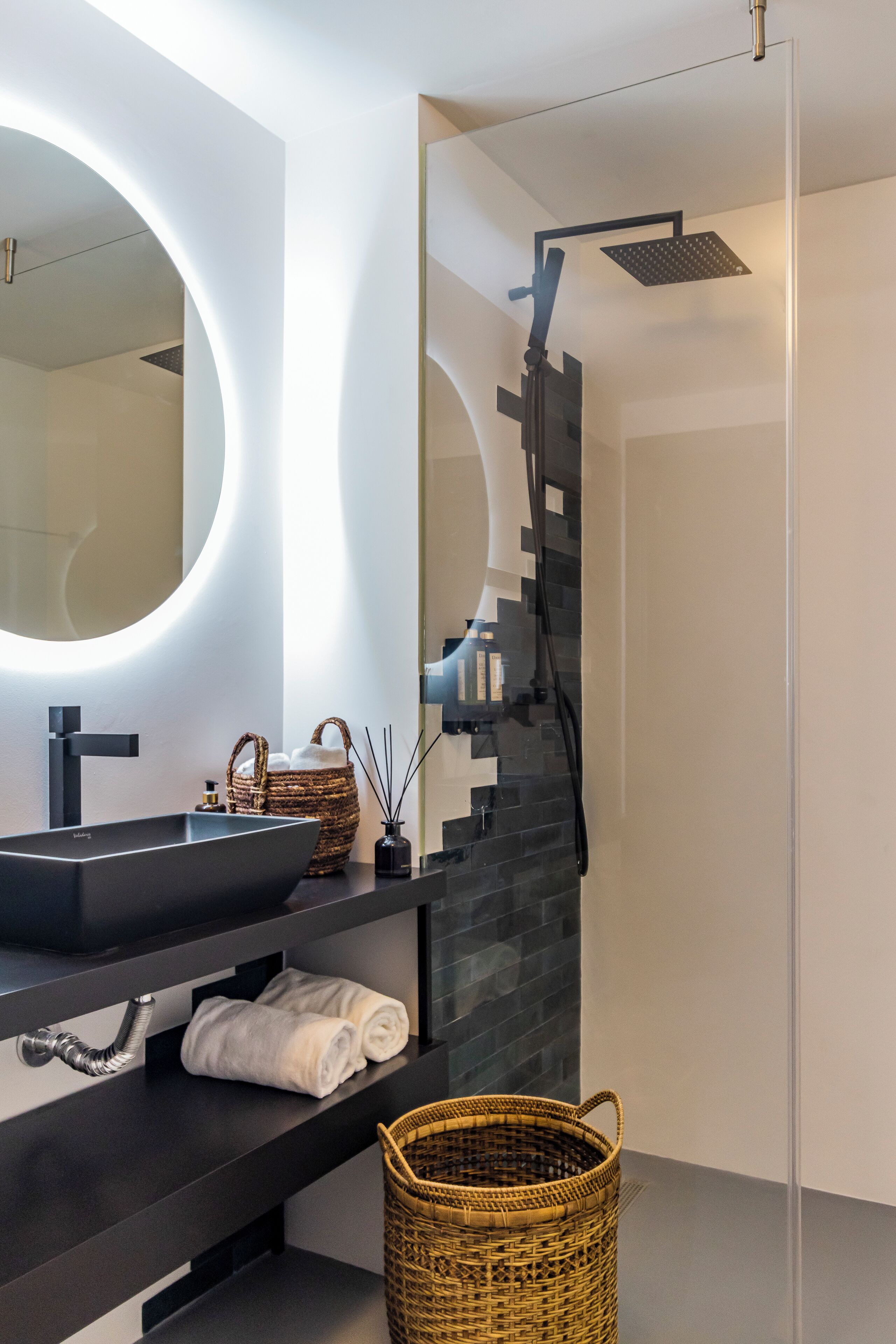 Apartment | Bathroom