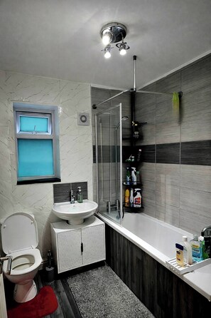 Asrama Umum, 1 kamar tidur, patio | Kamar mandi