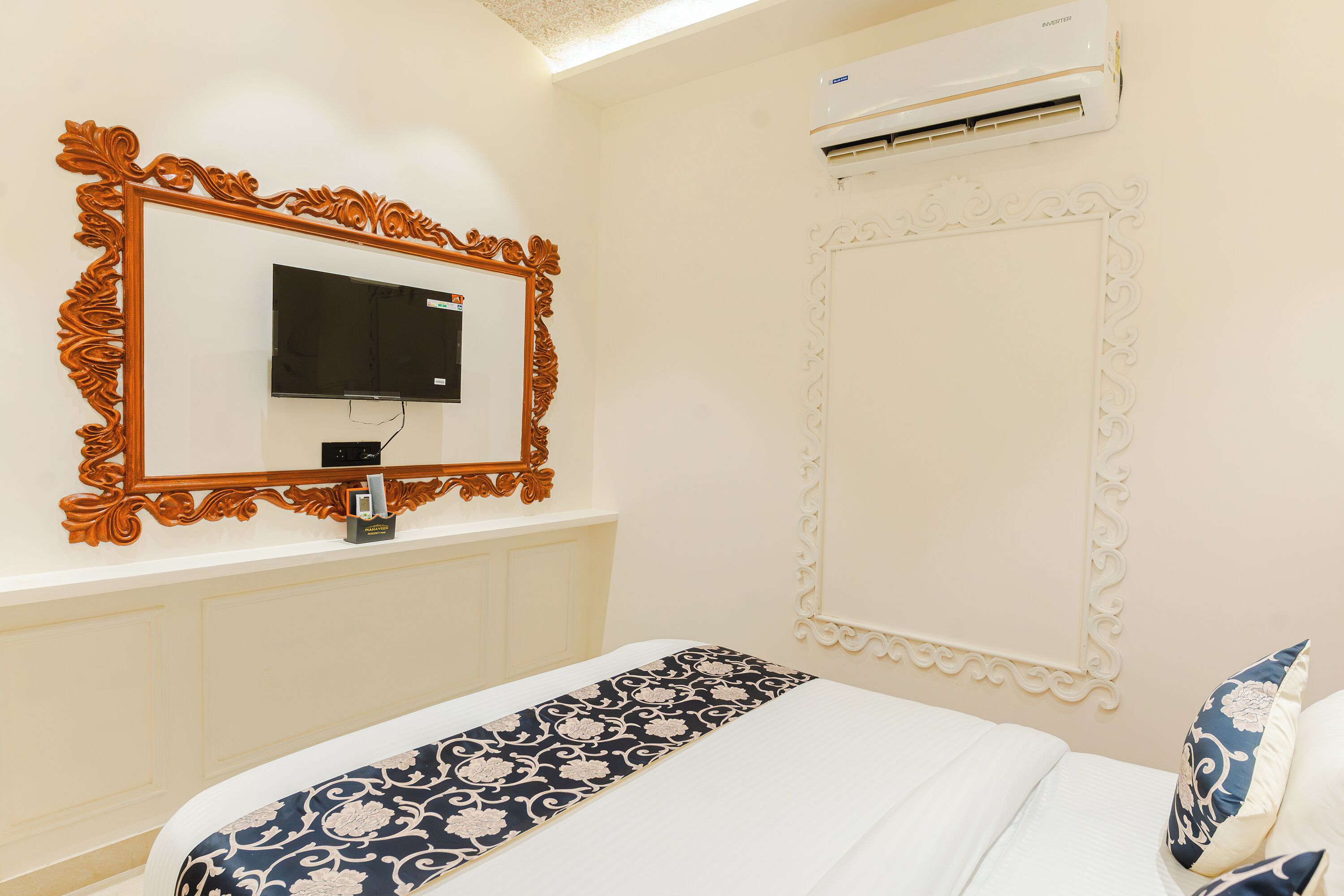 Premium-Zimmer | Minibar, Schreibtisch, Bügeleisen/Bügelbrett, kostenloses WLAN