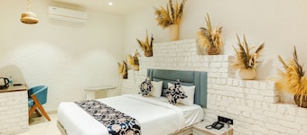 Mahaveer Residency Hotel