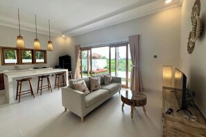 Villa, 2 Bedrooms, Pool View - Padi-Padi Pool Villas (Kubutambahan)