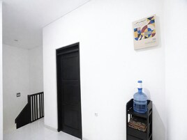 Habitación estándar | Escritorio, cortinas opacas, wifi gratis y ropa de cama