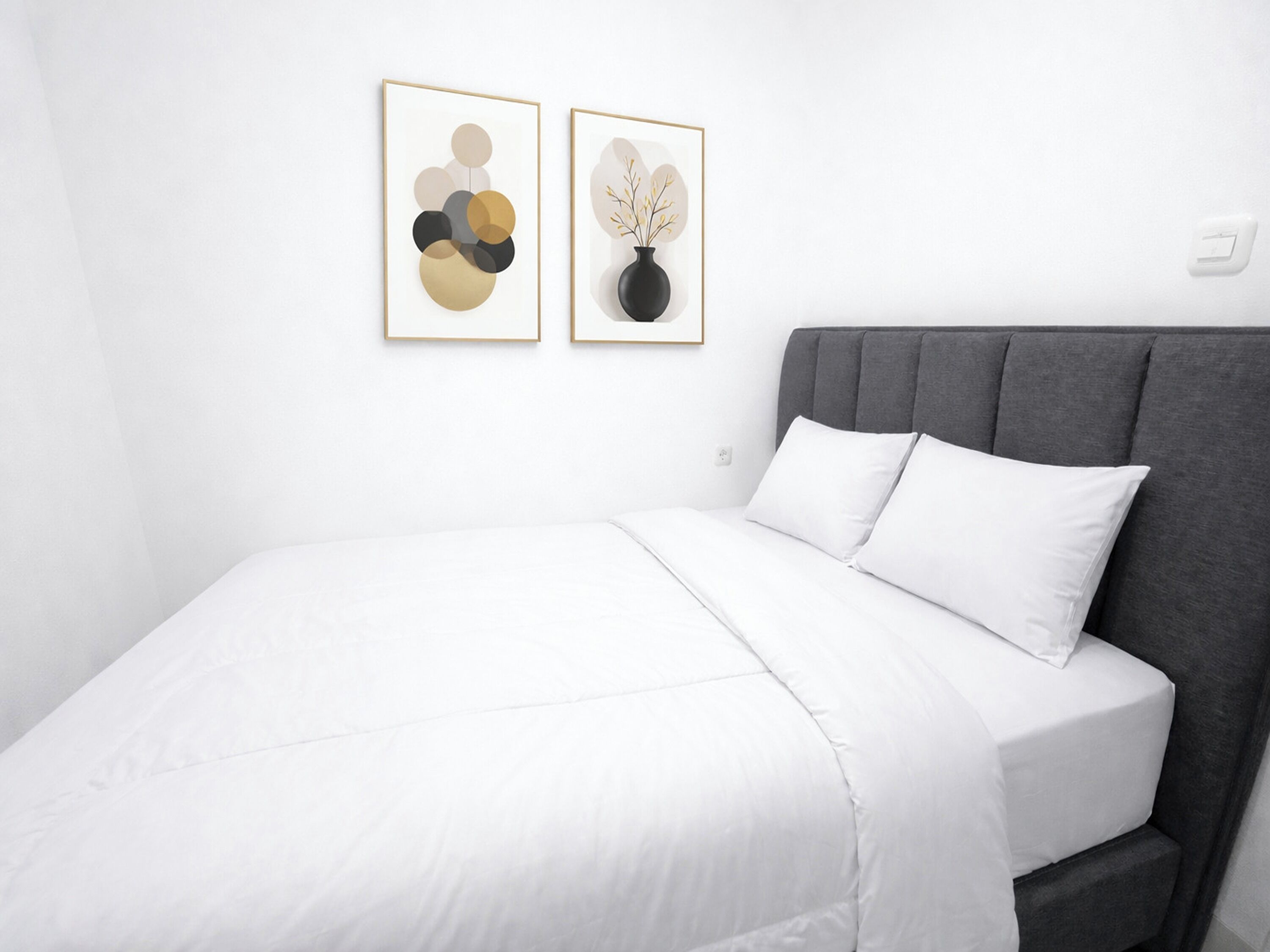 Standard Room | Desk, blackout drapes, free WiFi, bed sheets