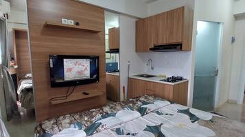 Studio | Skrivebord og wi-fi (inkludert)