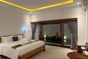Deluxe Double Room | Desk, blackout drapes, free WiFi, bed sheets - Villa Karan Canggu (Canggu)