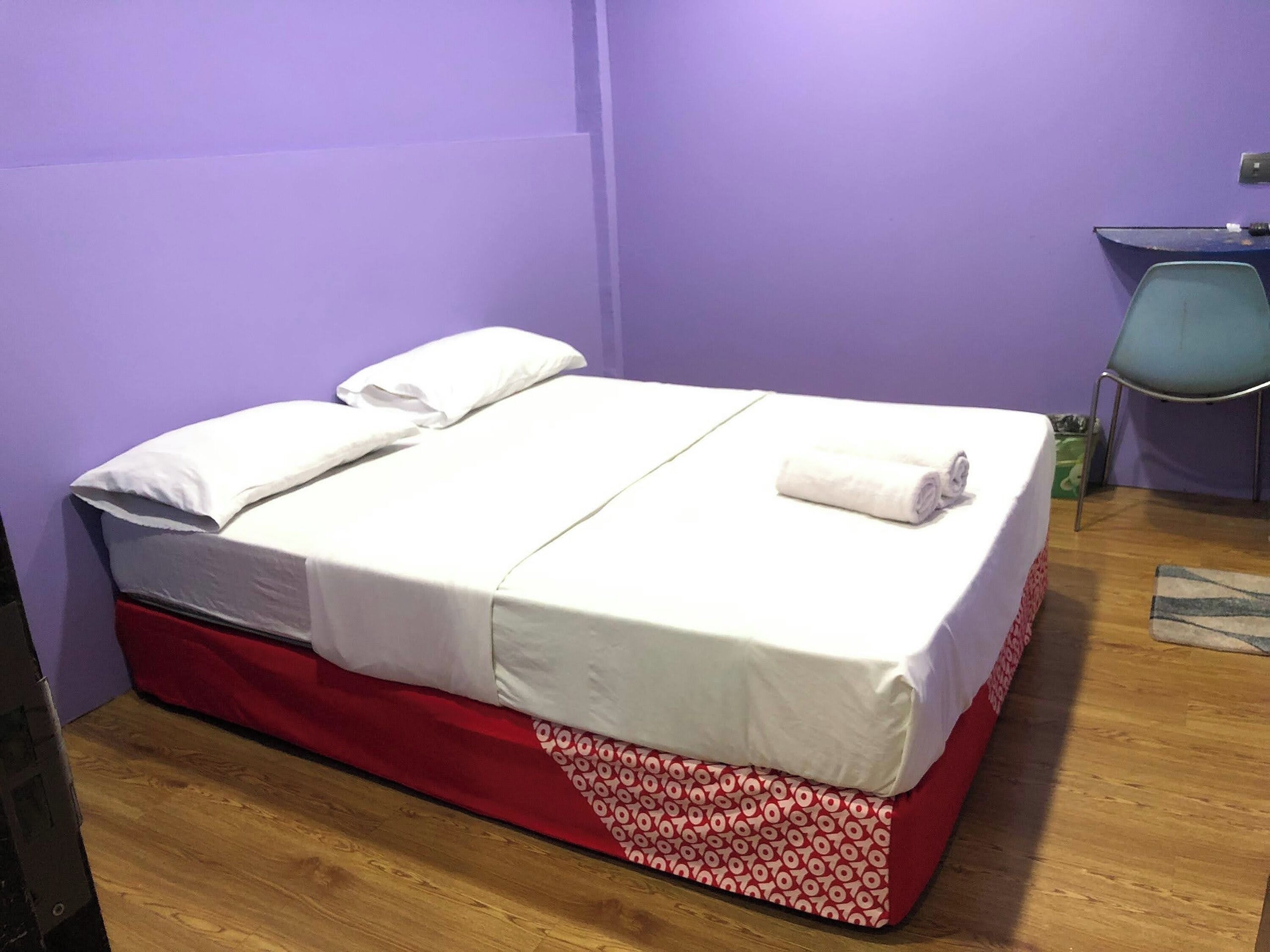 Phòng cơ bản, 1 giường cỡ queen | Truy cập Internet không dây miễn phí, bộ trải giường 