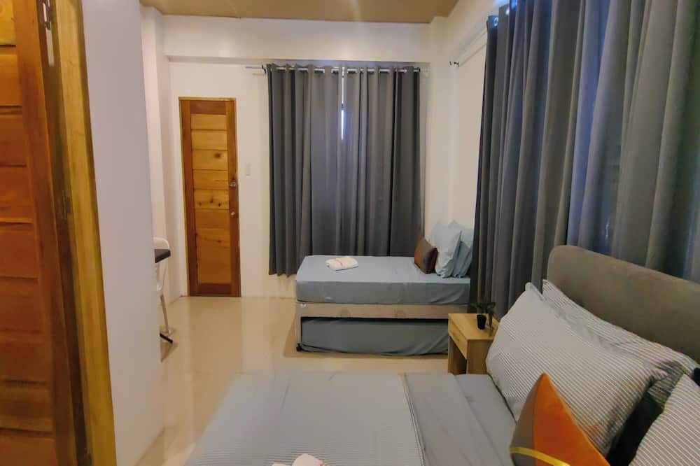 Eva'S Guest House