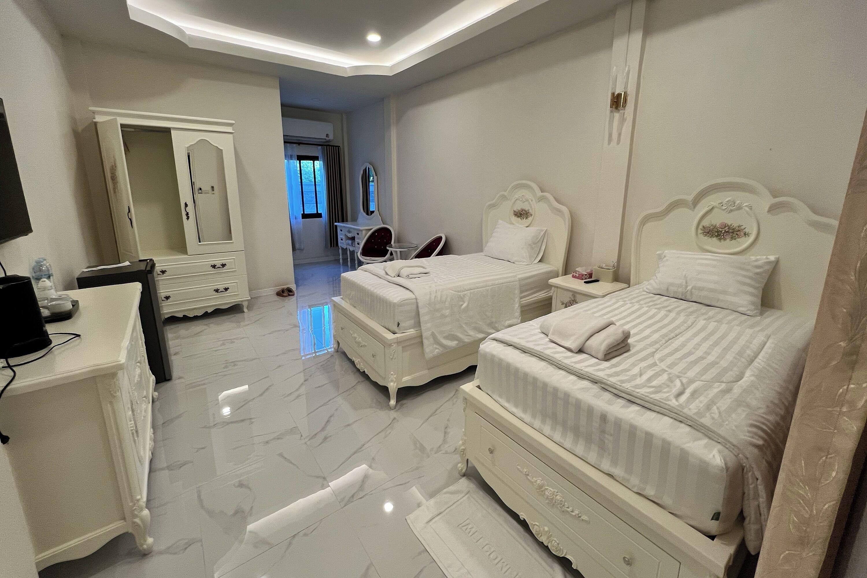 Phòng 2 giường đơn Tiêu chuẩn | Bàn, truy cập Internet không dây miễn phí, bộ trải giường 